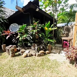 Moorea - Local Spirit Iti 2 Hauru