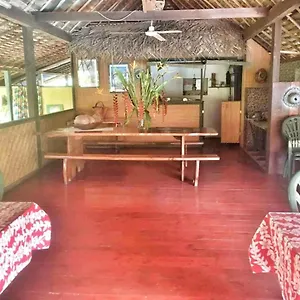 Huahine - Pitate Fare